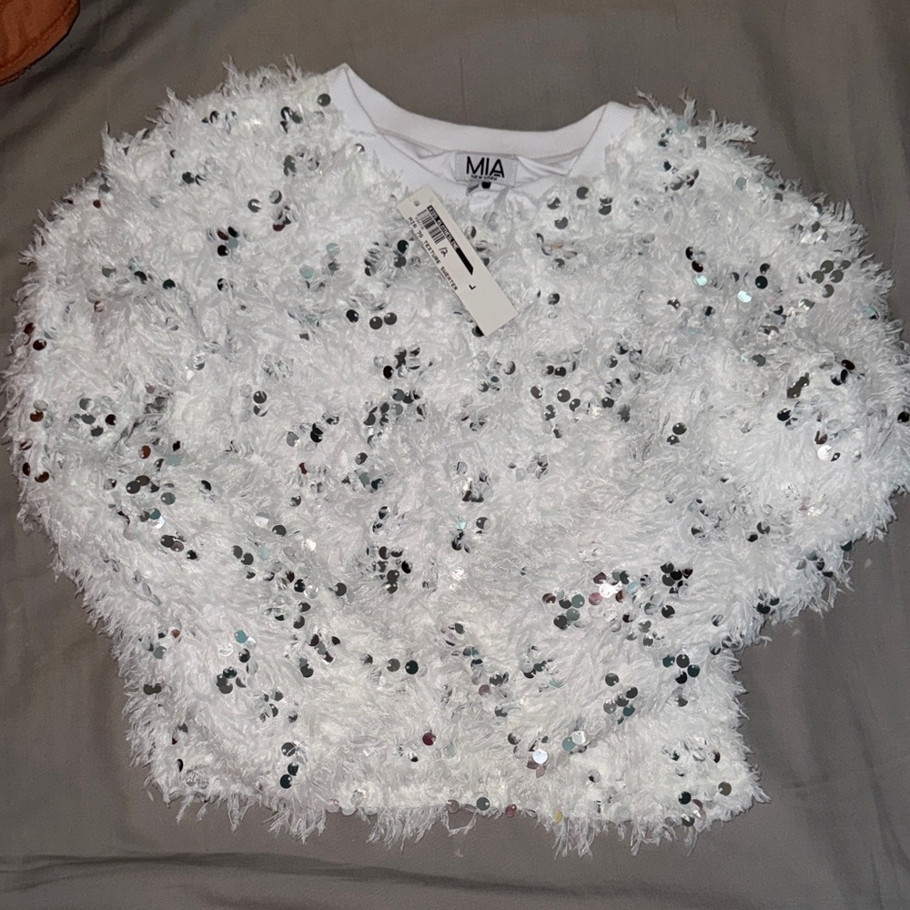 Girls MIA White Fluffy Sweater NYE with Silver Sequins LARGE 12Y